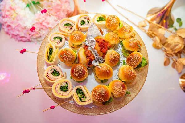 Organiser un brunch entre amis à la maison